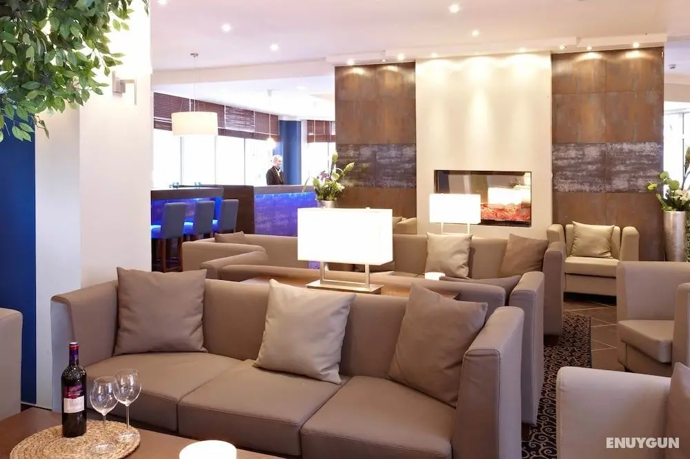 Hotel Domicil Hamburg by Golden Tulip - Lobi