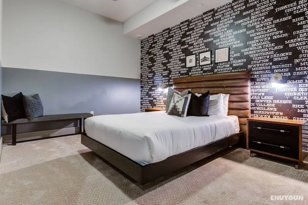 Domio Downtown Modern 2BR 10 Min to George B. Convention Center - Öne Çıkan Resim