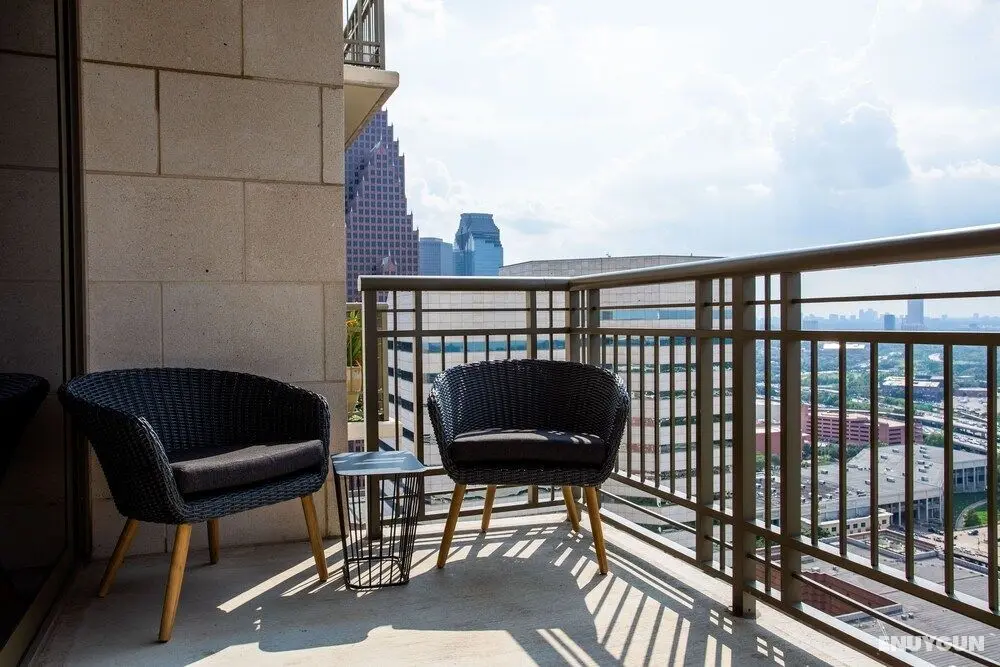 Domio Downtown Stunning 2BR 5 Min to Minute Maid Ball Park - Oda Düzeni
