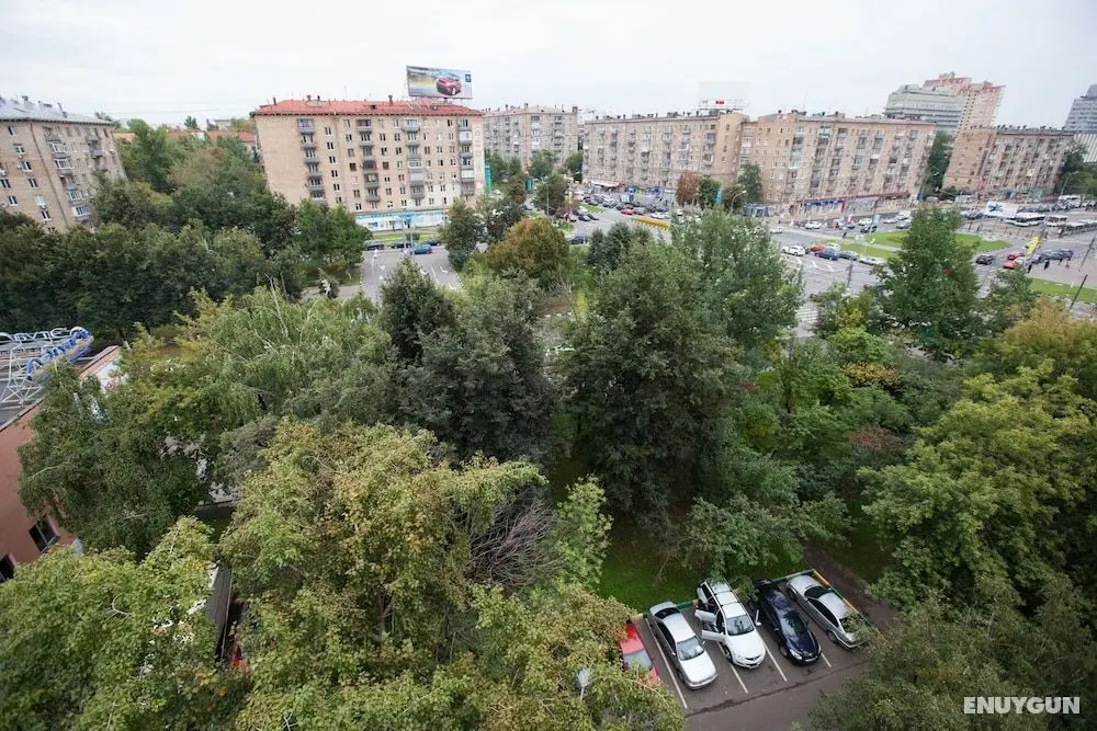 Domumetro on Profsoyuznoya Street - Dış Mekan