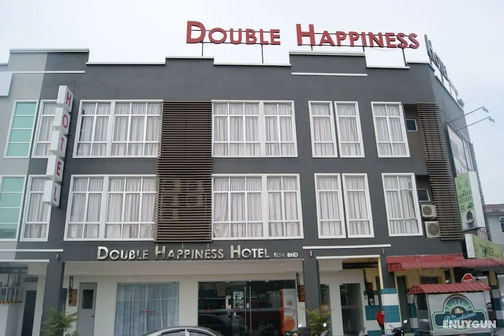 Double Happiness Hotel - Öne Çıkan Resim