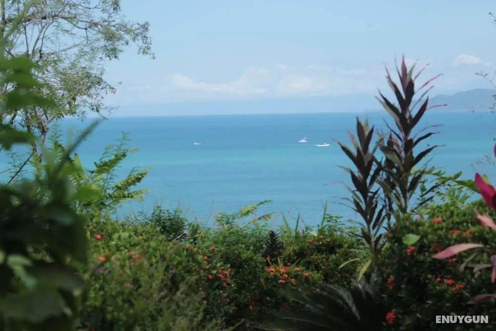 Double Room With Bathroom and Partial View to the Beach - Konum Öne Çıkanlar