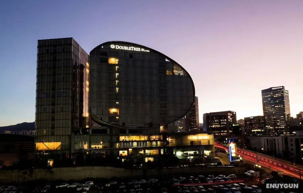 DoubleTree by Hilton Hotel Mexico City Santa Fe - Dış Mekan