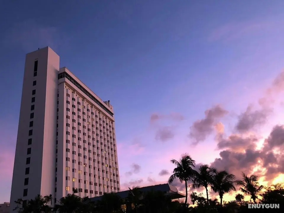 DoubleTree by Hilton Hotel Naha Shuri Castle - Dış Mekan