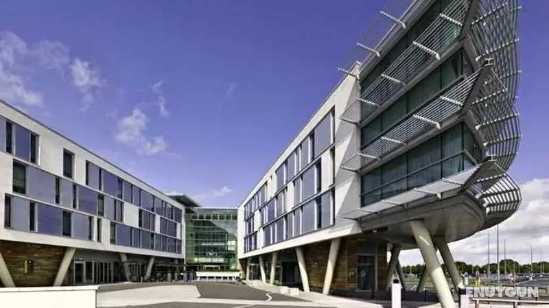 Doubletree By Hilton Newcastle Airport - Genel