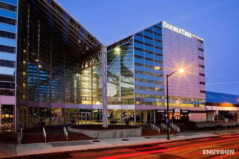 DoubleTree by Hilton South Bend - Genel