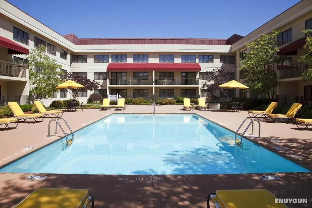 DoubleTree Suites by Hilton Cincinnati - Blue Ash - Genel
