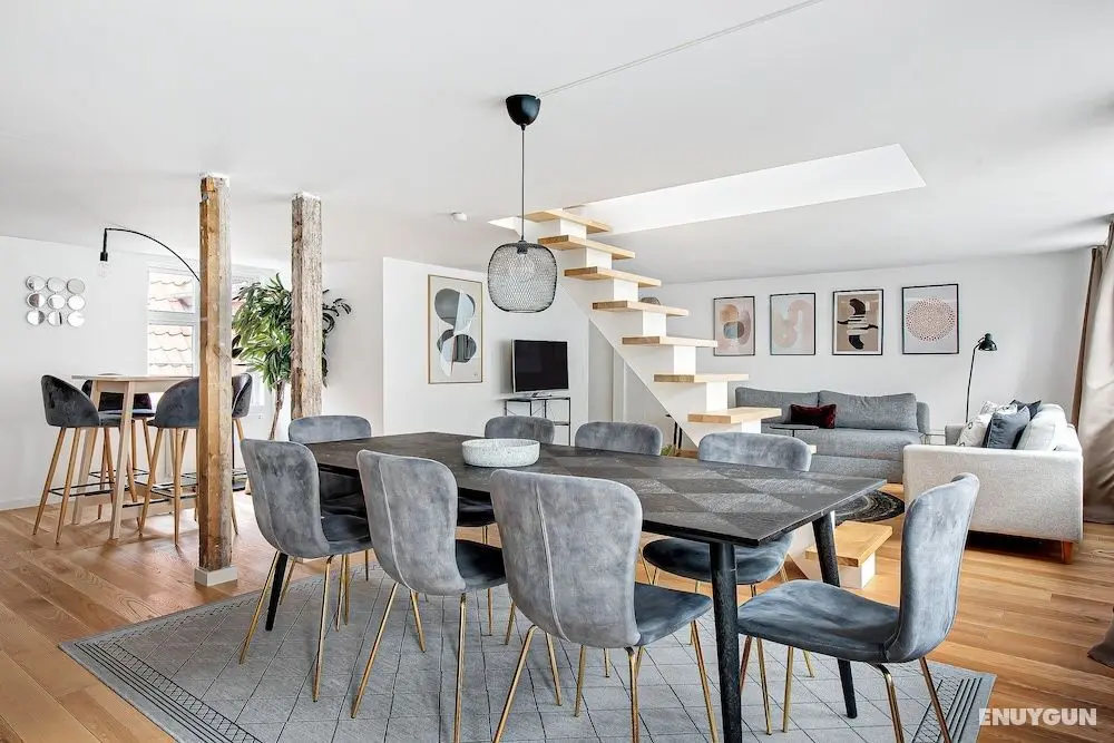 Downtown Dream Apartment in two Floors With Rooftop Balcony All Yours - Öne Çıkan Resim