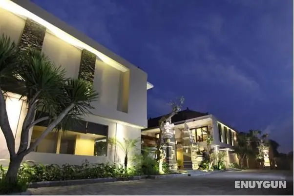 D'Penjor Seminyak - Genel