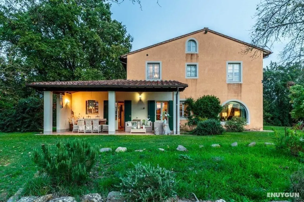 Villa Drago an Authentic Farmhouse With Private Pool in Orentano - Oda