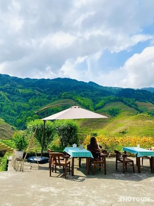 Dragon's Den Hostel in Longji Rice Terraces - Öne Çıkan Resim