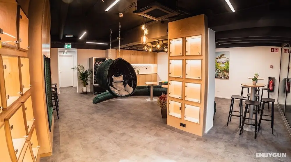 Dragons Dream Hostel - Lobi