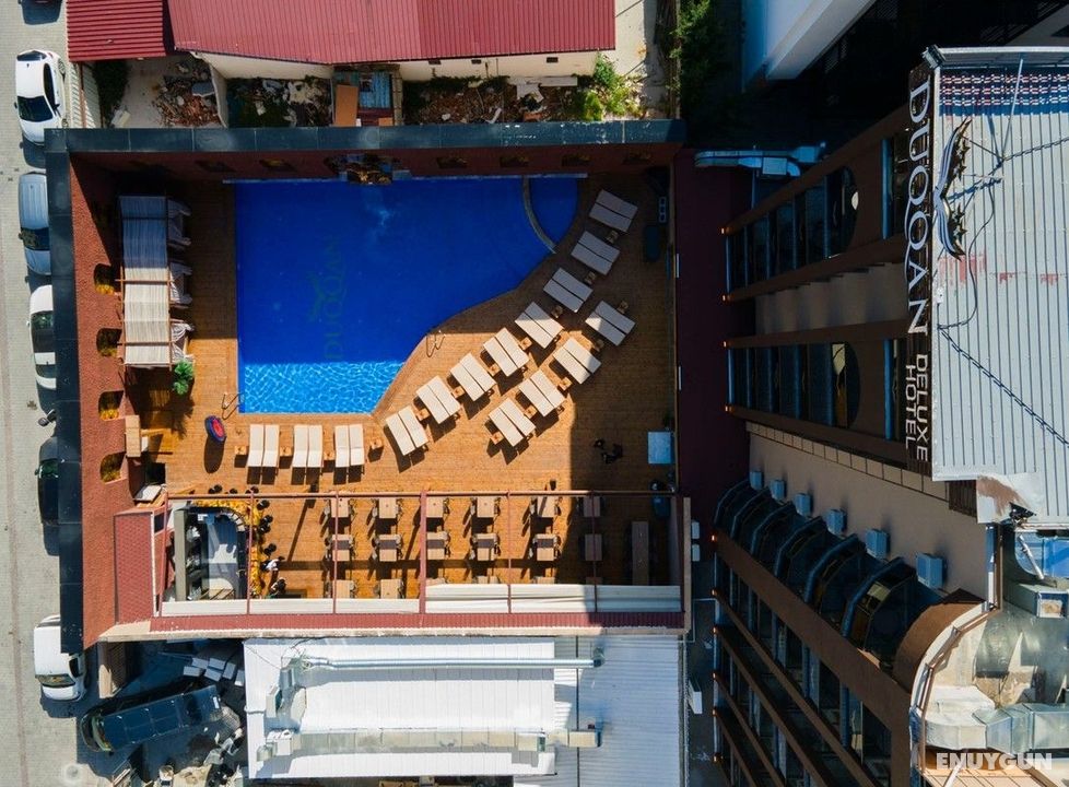Duqqan Deluxe Hotel