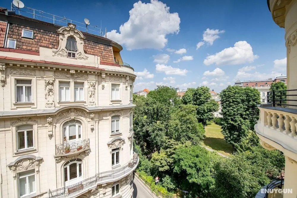 Duschel Apartments Imperial Living - Oda Manzaraları
