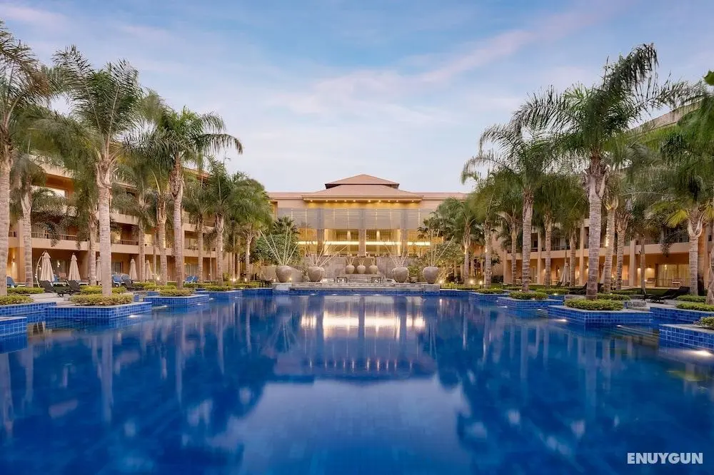 Dusit Thani LakeView Cairo - Öne Çıkan Resim