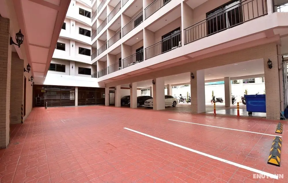 Dynasty Inn Pattaya - Otopark
