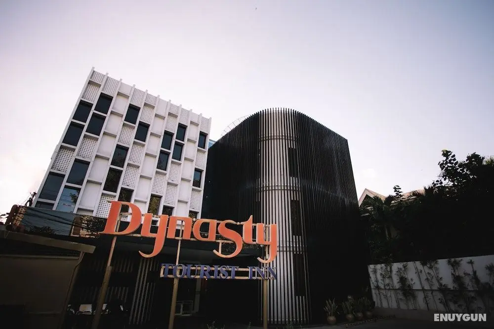 Dynasty Tourist Inn - Dış Mekan