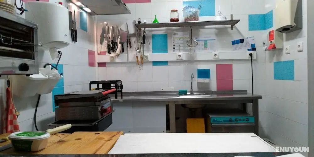 E-Nove Lounge Hostel Caffe - Öne Çıkan Resim