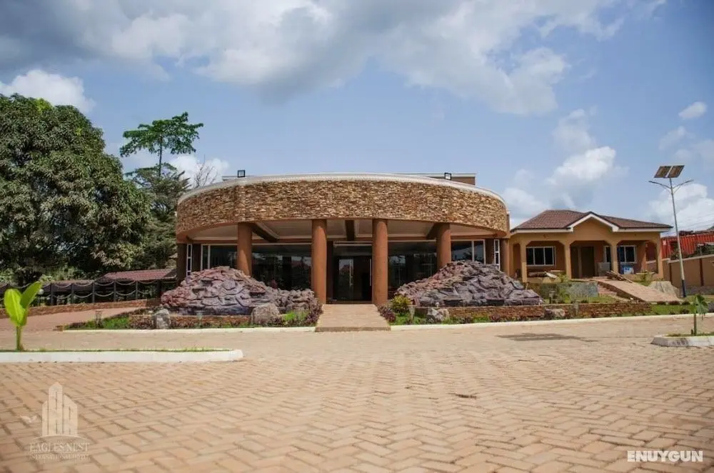 Eagles'Nest International Hotel - Dış Mekan