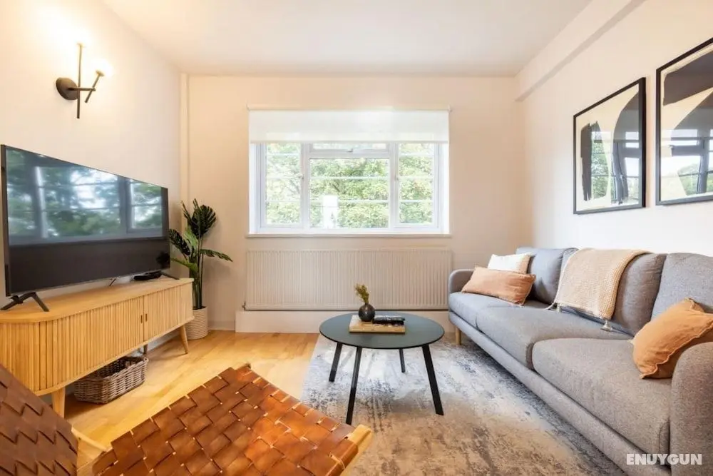 The Ealing Secret - Adorable 1bdr Flat With Balcony - Öne Çıkan Resim