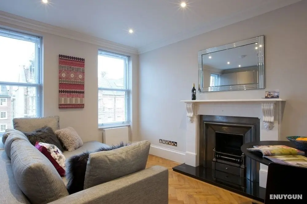 Earl's Court Ongar Road Apartments by Flying Butler - Öne Çıkan Resim