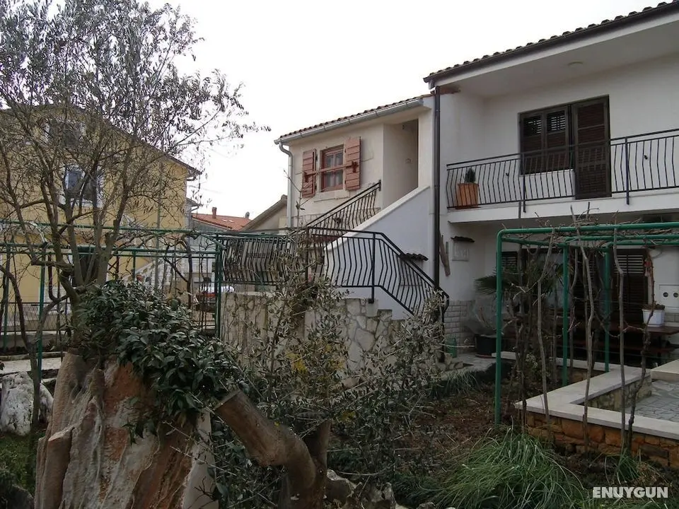 Easeful Pifar Apartment great location - Dış Mekan