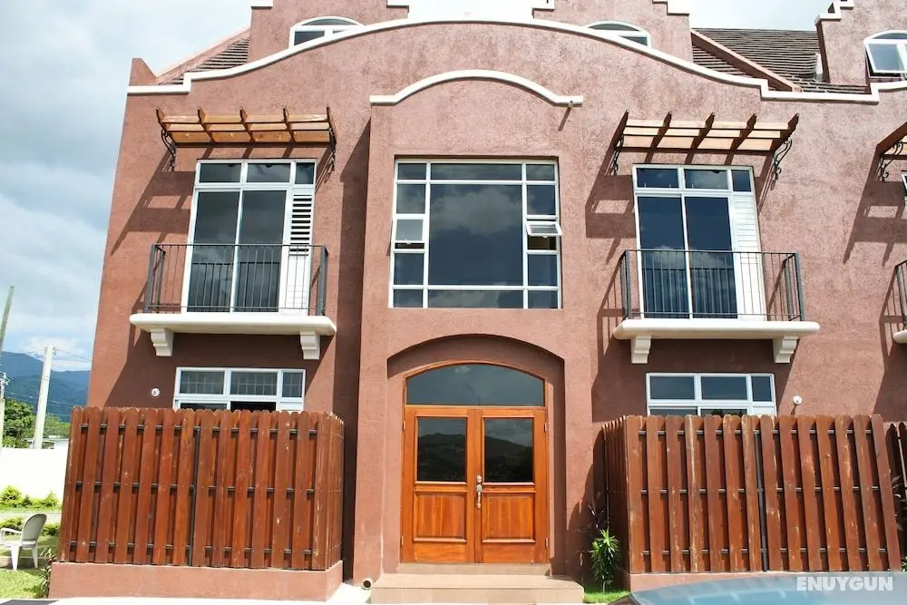 Eclipse Suite Guest Apartments - Öne Çıkan Resim