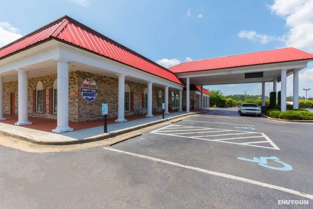 Econo Lodge Inn & Suites Orangeburg - Genel