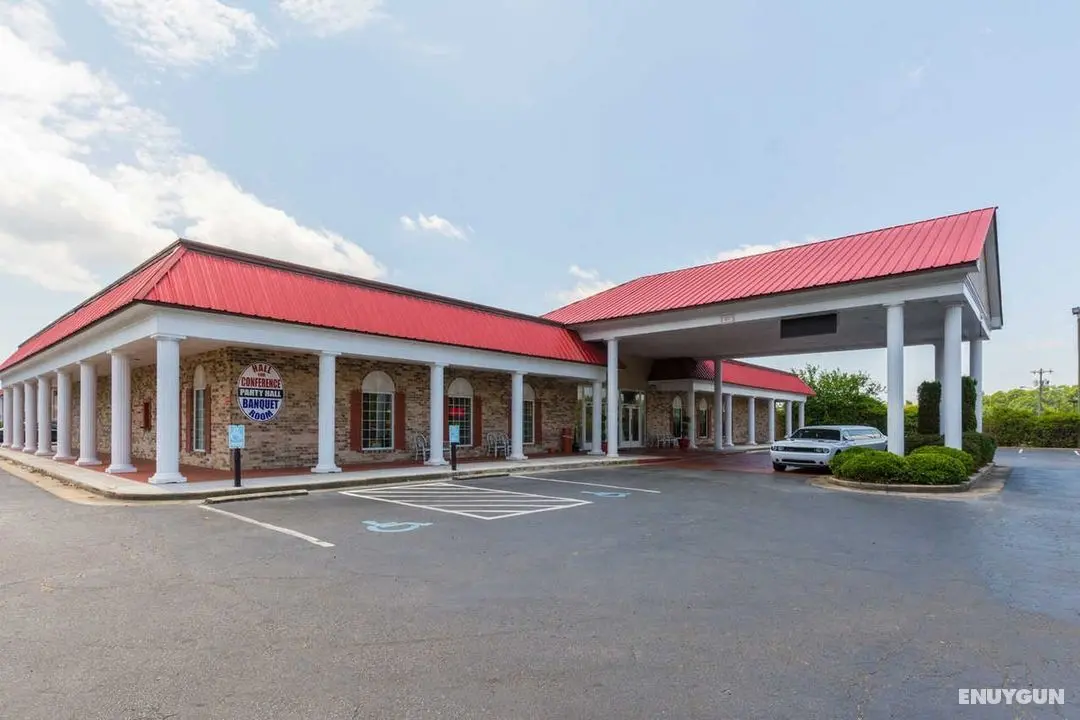 Econo Lodge Inn & Suites Orangeburg - Genel