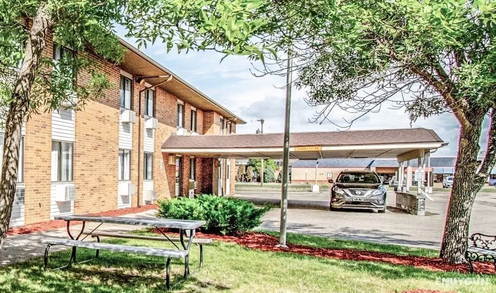 Economy Hotel Minot - Öne Çıkan Resim