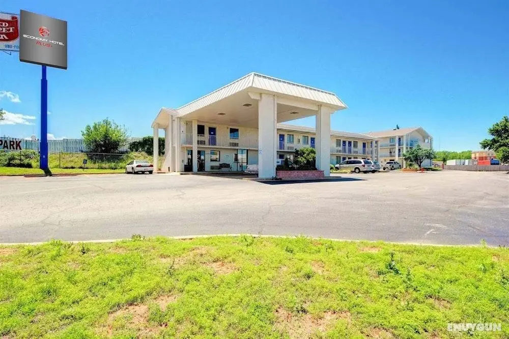 Economy Hotel Plus - Öne Çıkan Resim