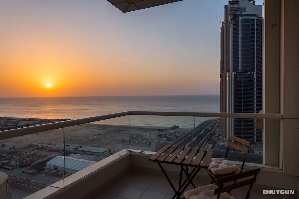 Eden's Dubai - KG Tower - Oda Manzaraları