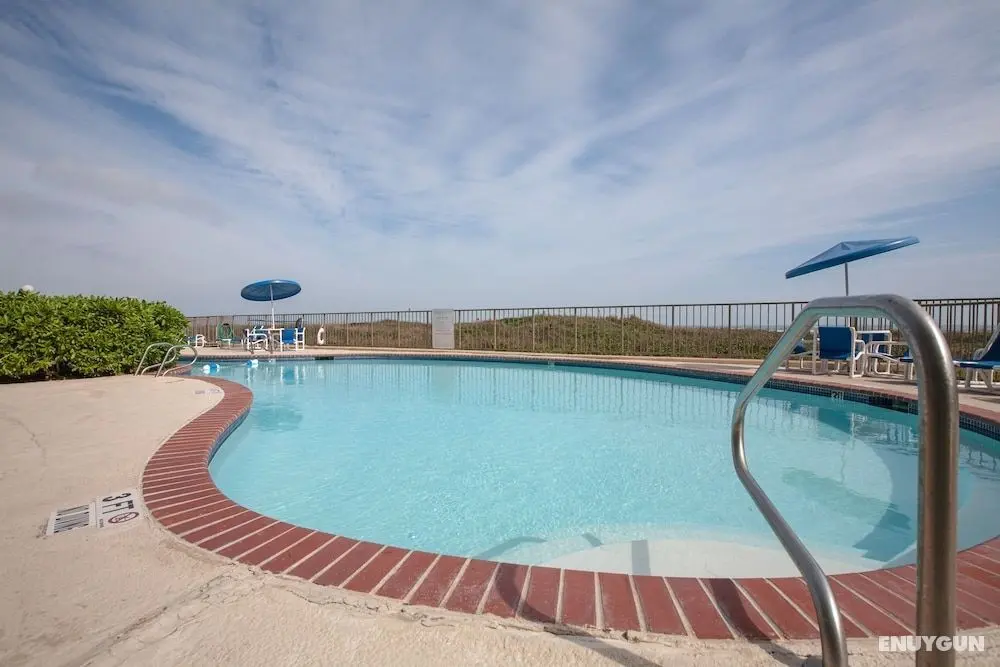 Edgewater by South Padre Condo Rentals - Havuz