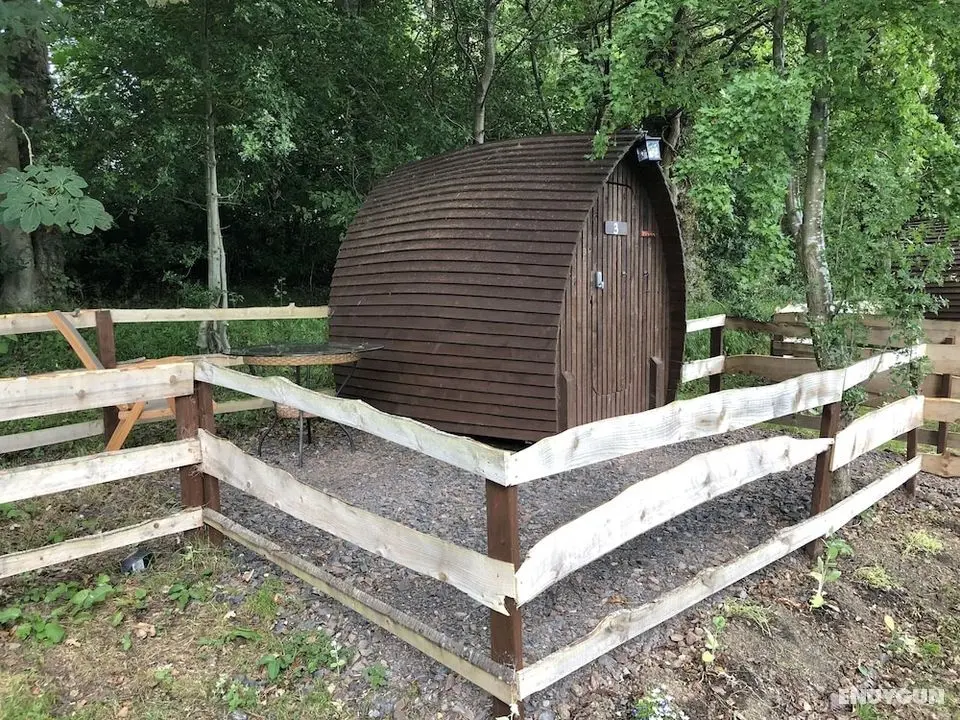 Edinburgh Cabin Camping - Öne Çıkan Resim