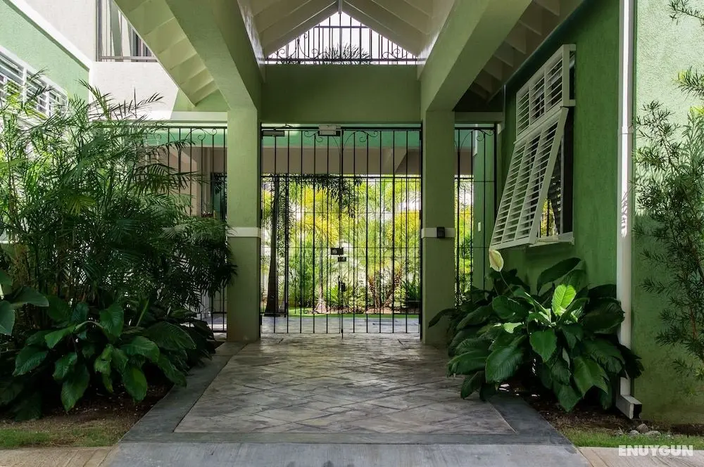 Eight 11 by Pro Homes Jamaica - Öne Çıkan Resim