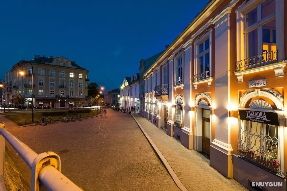 Ekoidea Apartmets - Bohaterów Getta Square - Dış Mekan