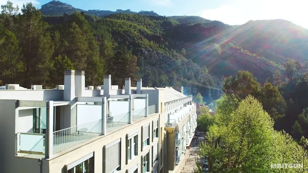 El Balneario de Tus - Dış Mekan