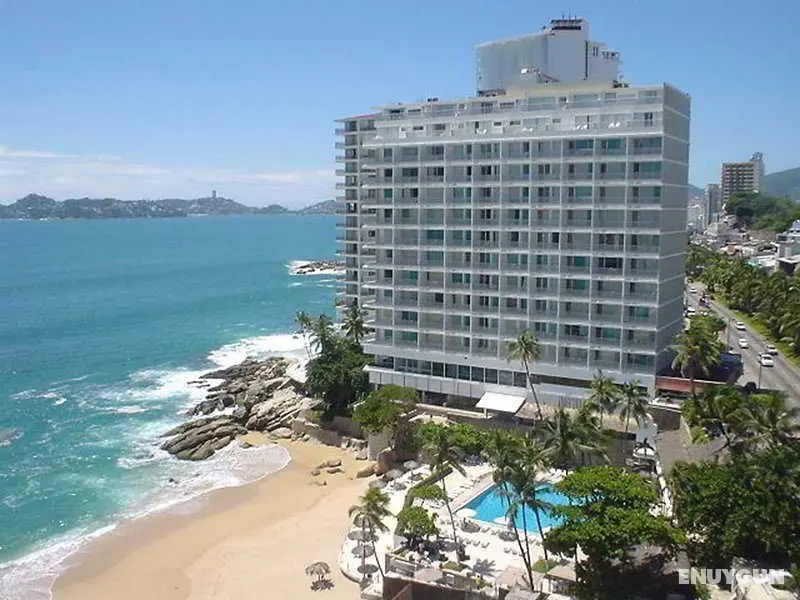 El Presidente Acapulco - Genel