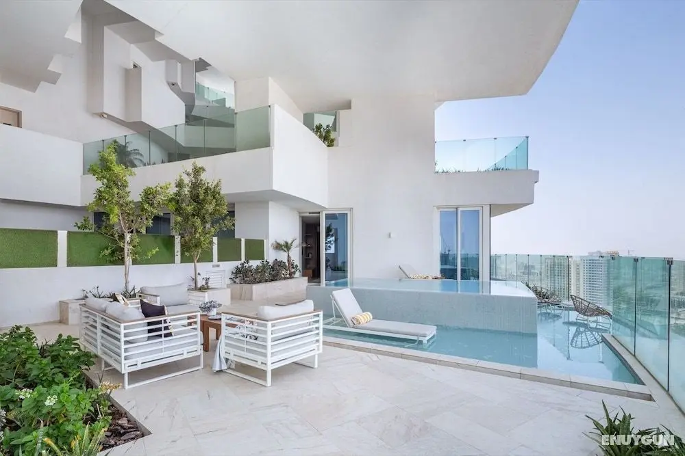 Elegant 2BR Apartment in The Five w/ Private Pool - Öne Çıkan Resim
