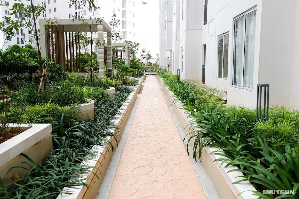 Elegant 2BR Bassura City Apartment - Dış Mekan