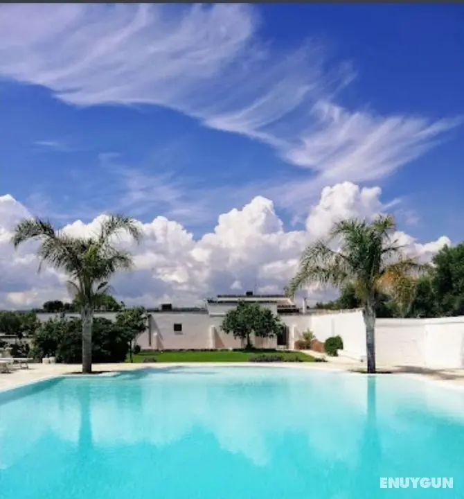 Elegant Double Room in Ancient Masseria Near the sea in a Quiet Olive Trees - Öne Çıkan Resim