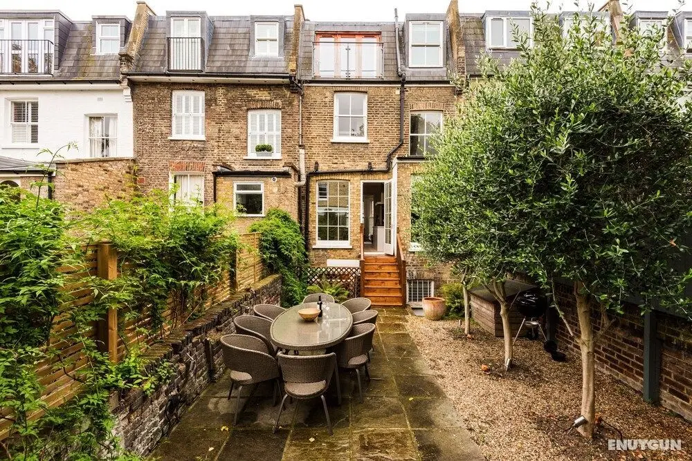 Elegant Family Home near Wandsworth Common - Dış Mekan