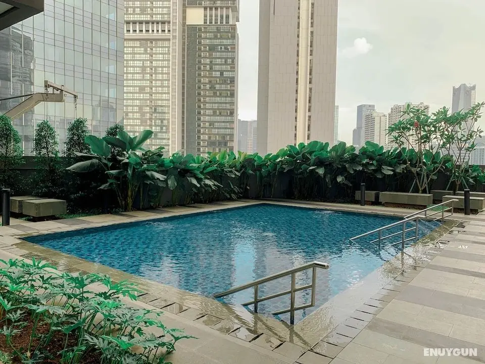 Elegant And High Floor Studio At Ciputra World 2 Apartment - Dış Mekan