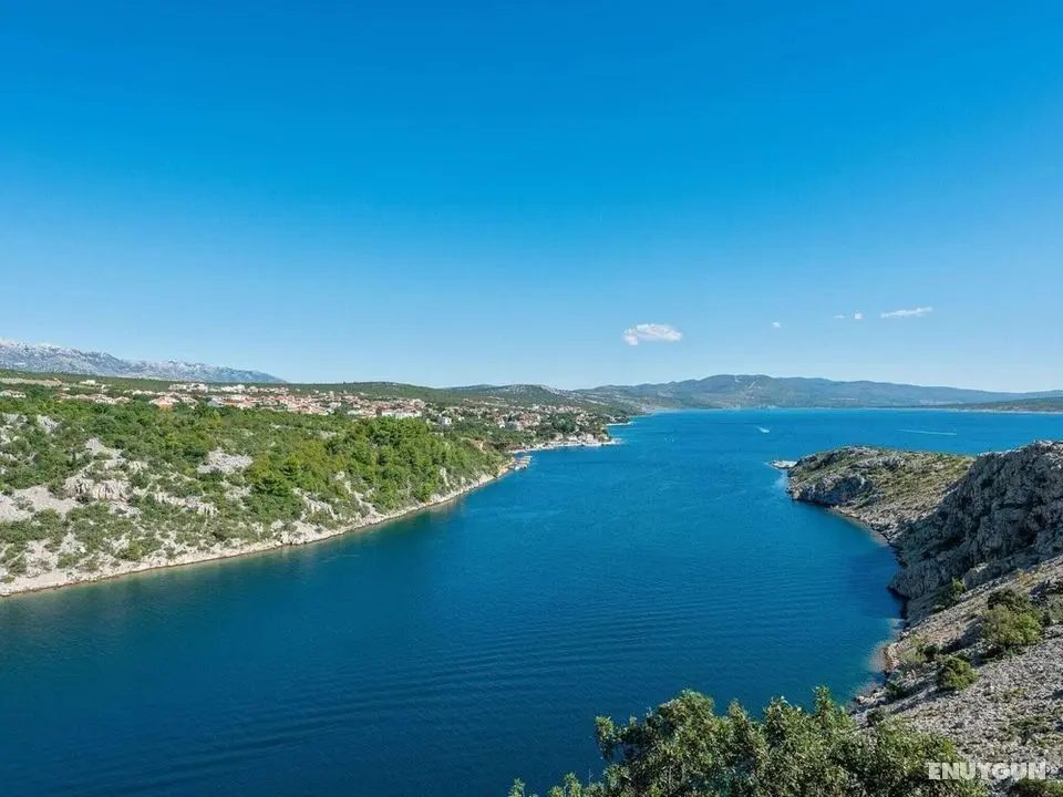 Elegant Holiday Home in Maslenica with Hot Tub - Konum Öne Çıkanlar