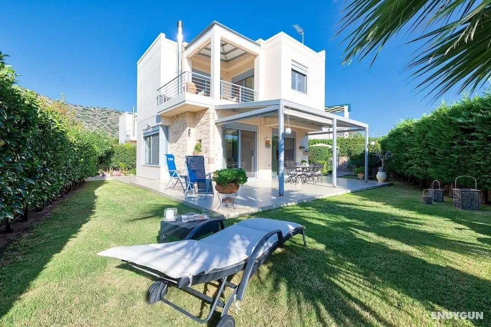 Elegant Maisonette Garden near Beach - Öne Çıkan Resim