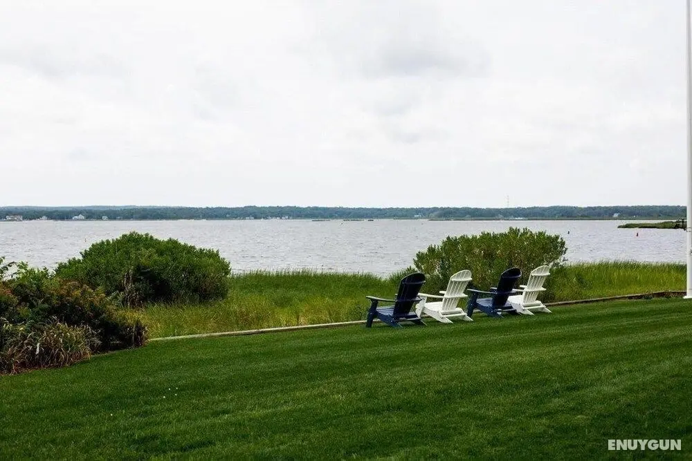 Elegant North Fork Beach Front w Heated Pool 90 min NYC - Oda