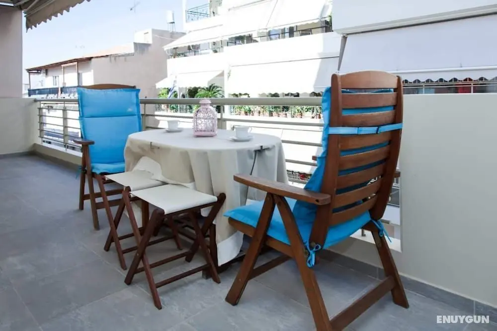 Elegant & Spacious Apt. with Sea View - Dış Mekan