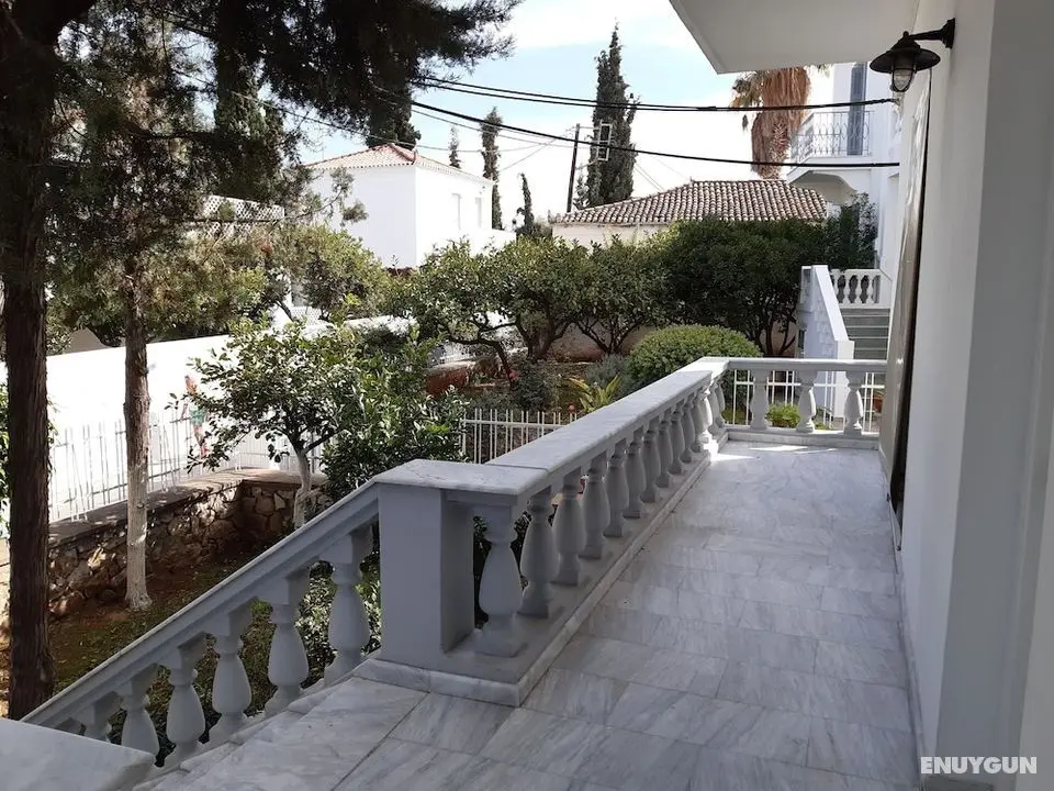 The Elegant Summer House - Dış Mekanlar