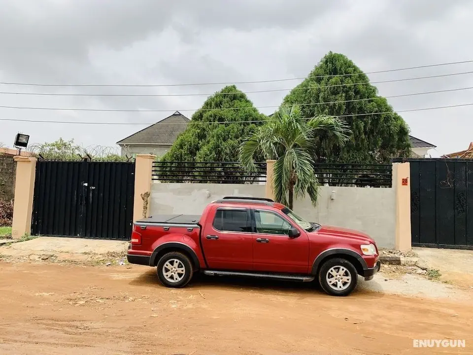 Elegantly Apportioned 4-bed House in Ikorodu - Otopark