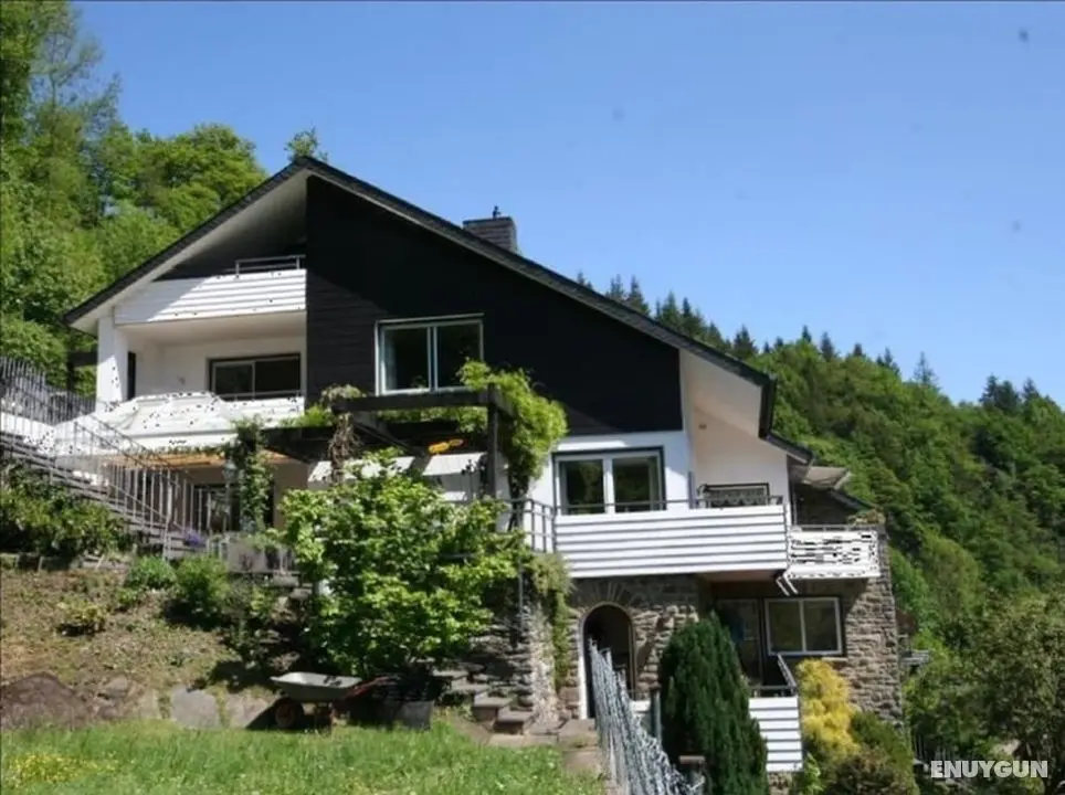 Eleganza Monschau - Öne Çıkan Resim